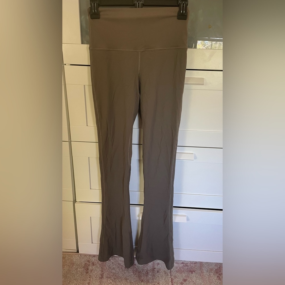Lululemon grey brown ribbed mini flare leggings